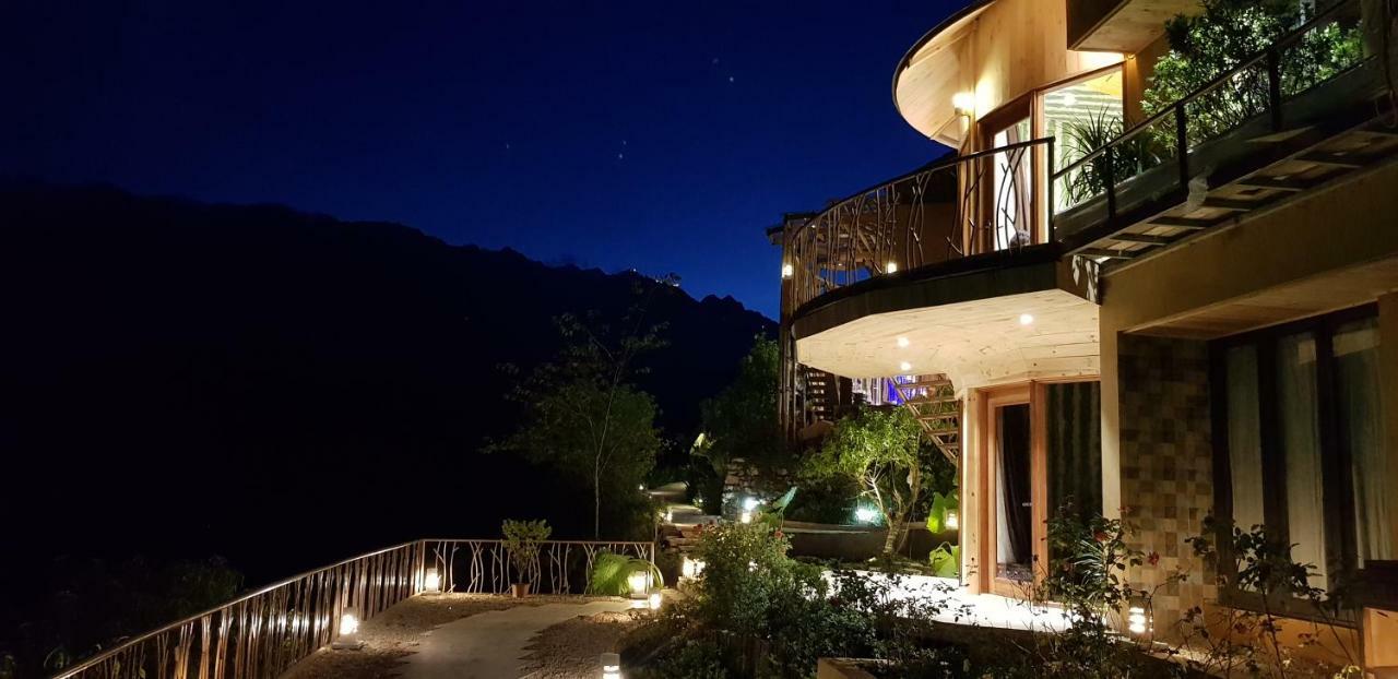 Khách sạn Clay House - Mountain Retreat 3*